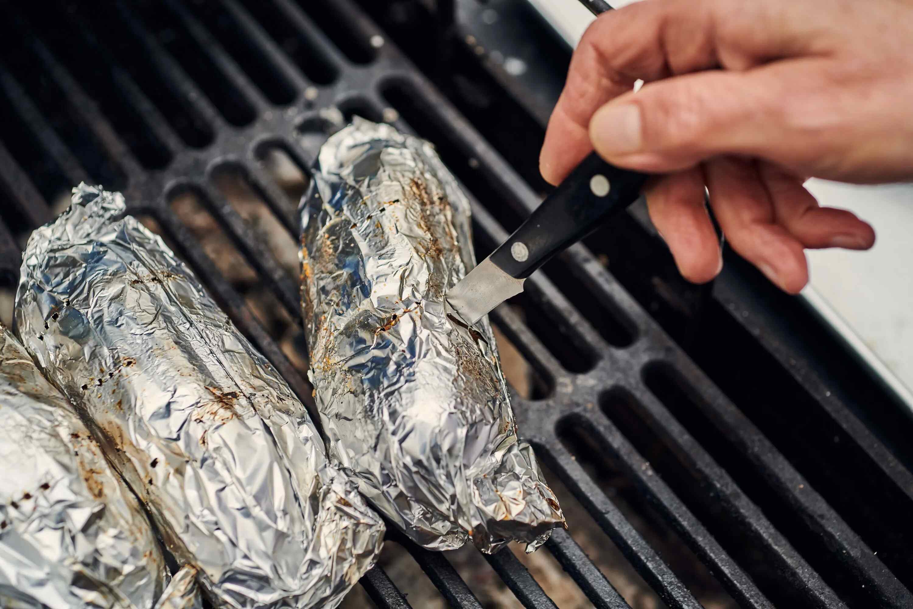 baked-potatoes-on-the-grill-recipe