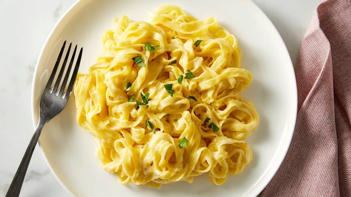fettuccine-alfredo-recipe
