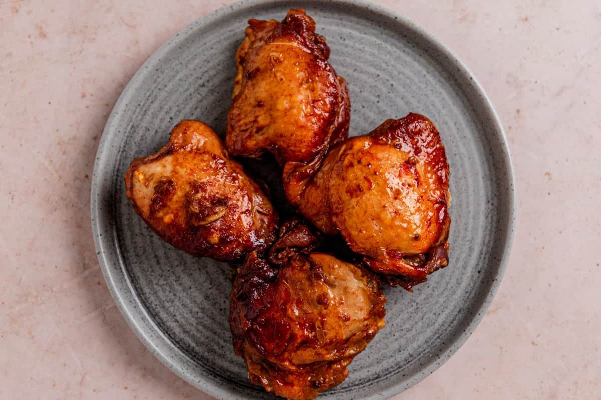 honey-garlic-slow-cooker-chicken-thighs-recipe