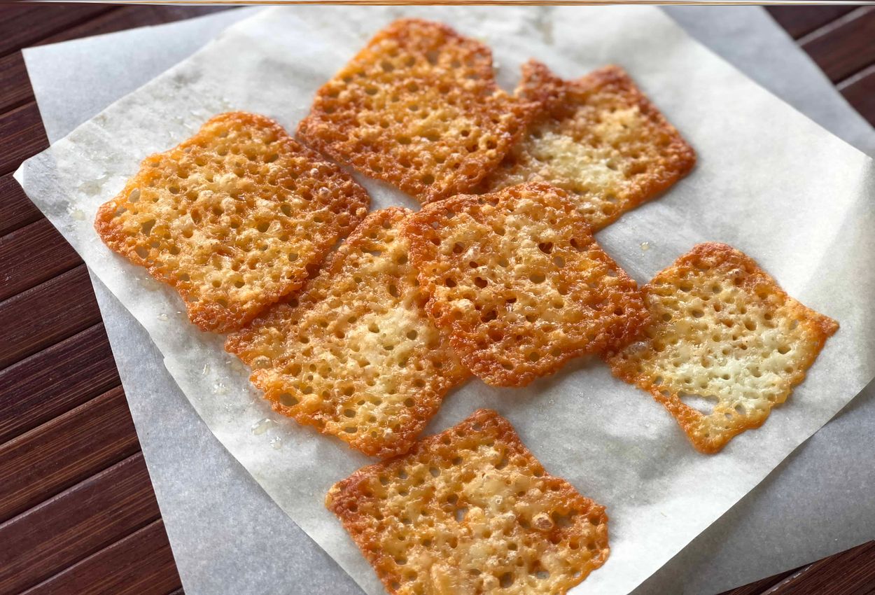 keto-cheese-crisps-recipe