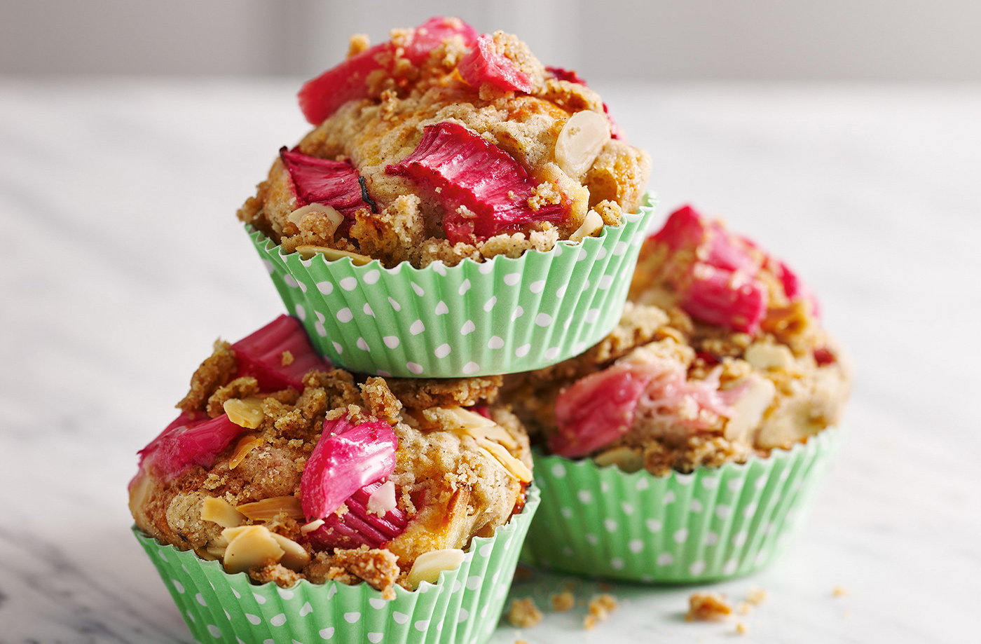 rhubarb-muffins-recipe